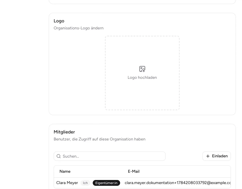 Mitgliedertabelle einer fiktiven Organisation mit Einladen-Aktion